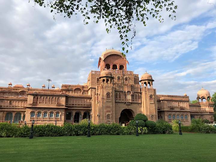 Cover image for Jodhpur to Bikaner Taxi