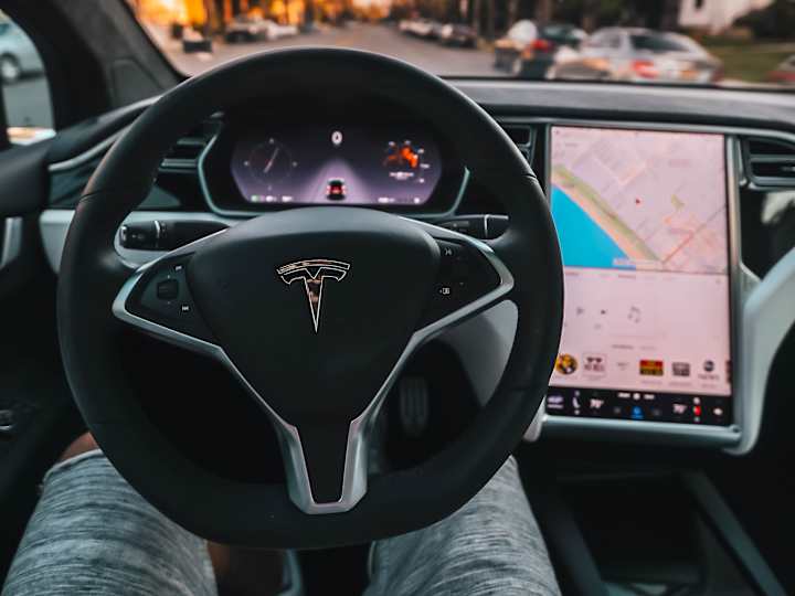 Cover image for Tesla script 