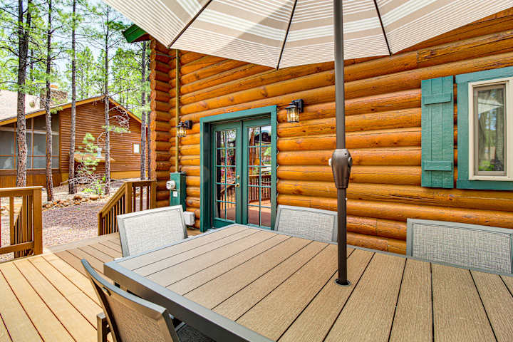 Cover image for [real estate] photo edits- cabins and lakehouse :: Behance