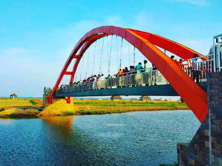 Cover image for Hyderabad to Kakinada Cab