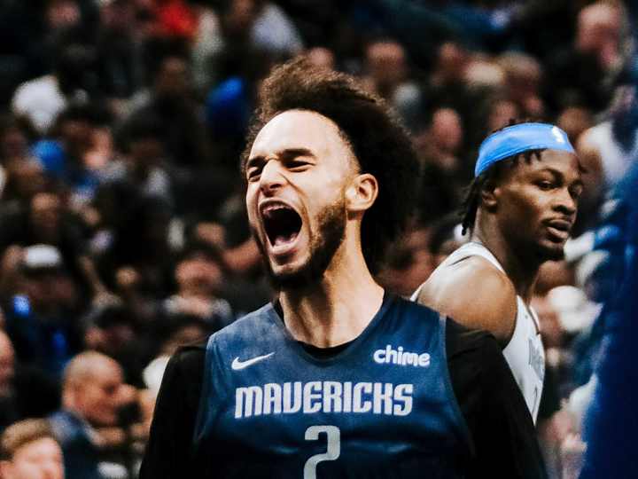 Cover image for Dallas Mavericks 2024-2025