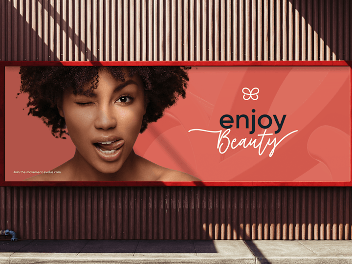 Cover image for Evolus