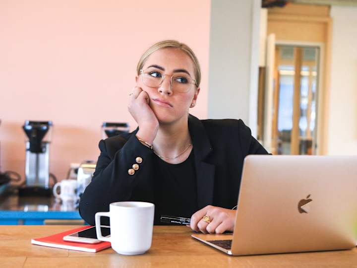 Cover image for The Psychology of Procrastination: Why We Delay and How to Stop