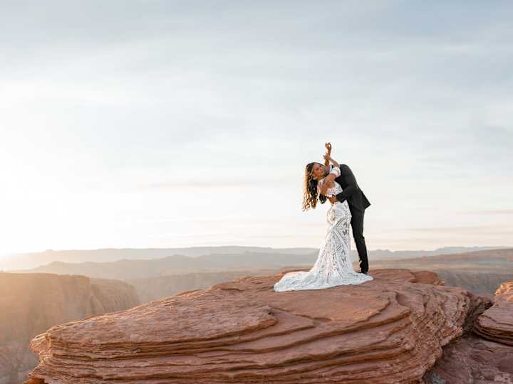 Cover image for SEO Blog Post: How Much Should I Budget for an Elopement?