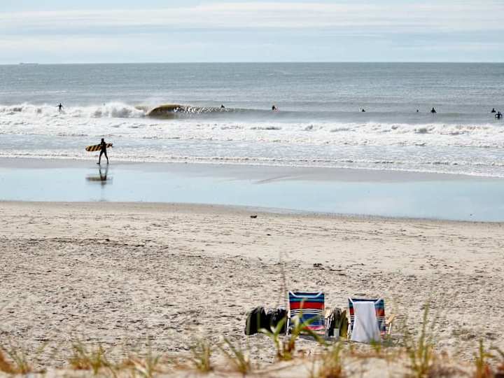 Cover image for Are the Rockaways Experiencing Surfer’s Gentrification?