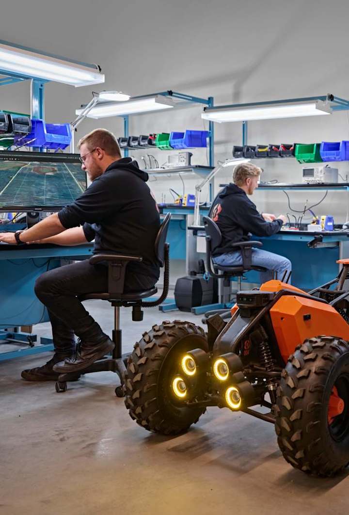Cover image for Newlab 