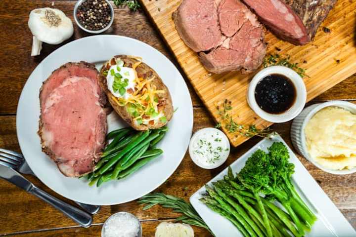 Cover image for 8 Best House of Prime Rib Secret Menu Items To Try in 2024