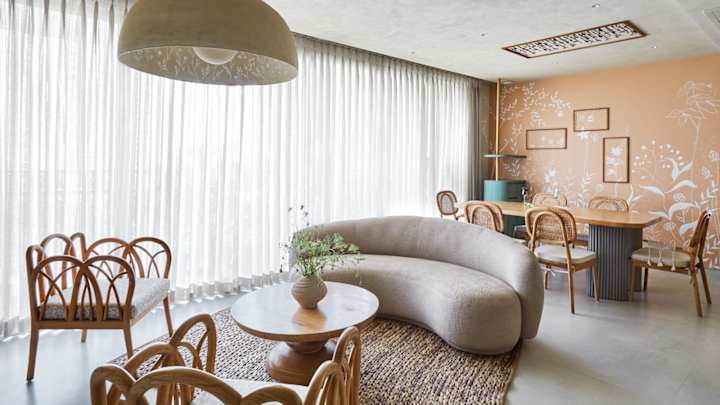 Cover image for Weaving Art and Warmth – Inside Yogita Kadam’s Mumbai Apartment