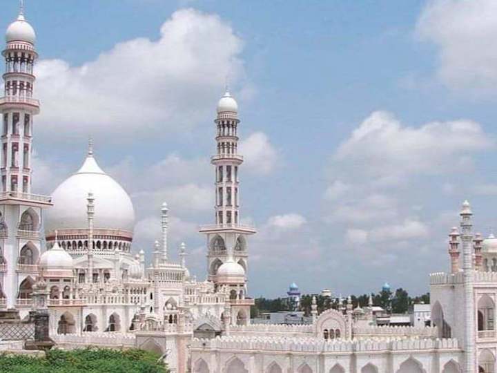 Cover image for Delhi to Saharanpur Cab