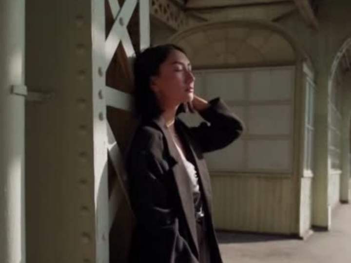 Cover image for Women's Fashion Video
