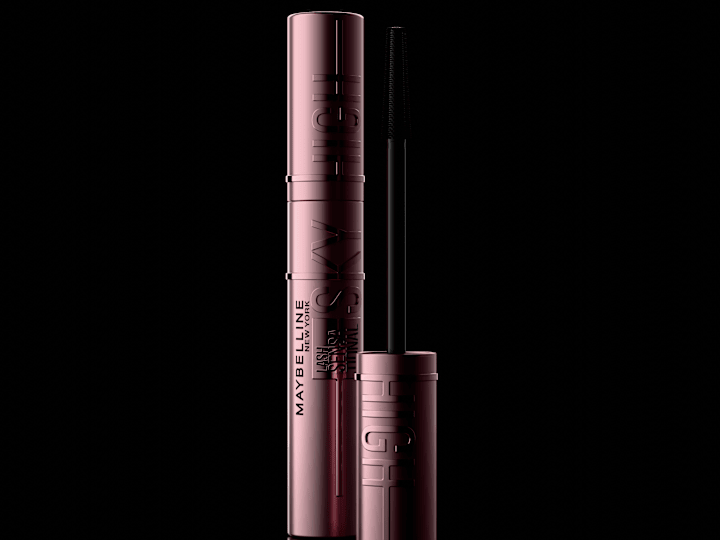 Cover image for Maybelline Sky High Mascara - 3D Product Advertisement