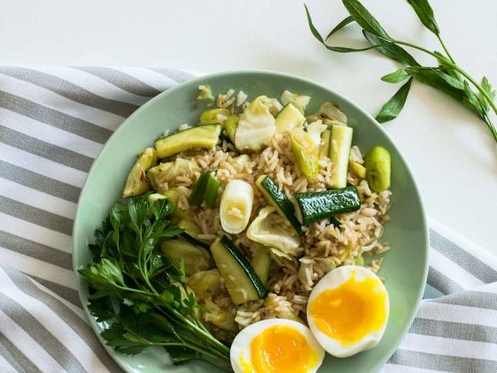 Cover image for Healthy diet