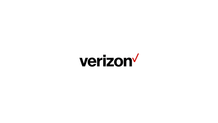 Cover image for Verizon Social
