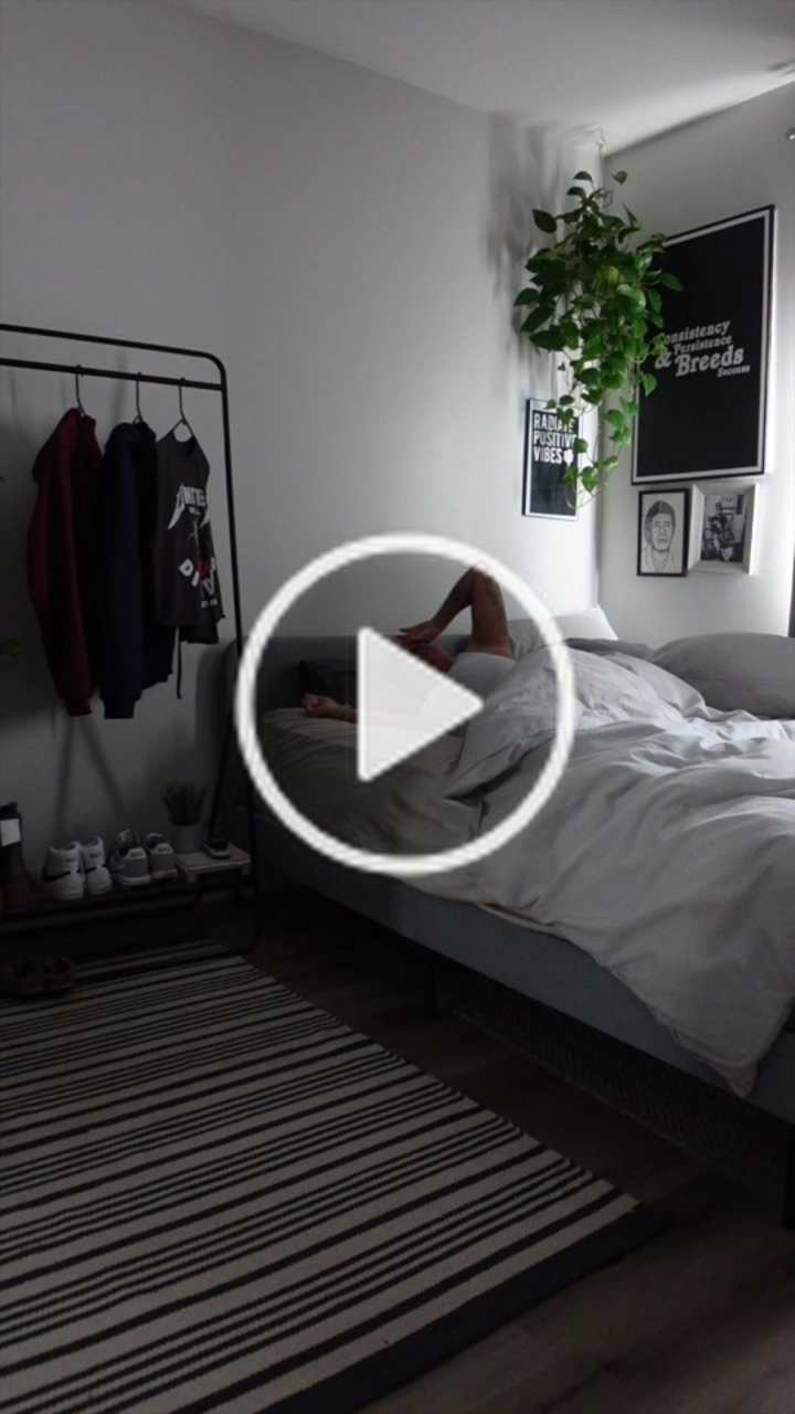 Cover image for Daily Vlog