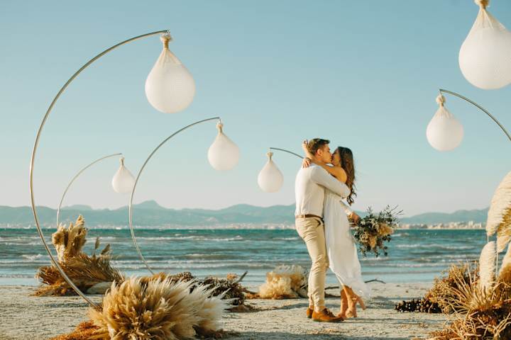 Cover image for Romantic Surprise Beach Engagement at Playa S’Arena - Popped Bl…