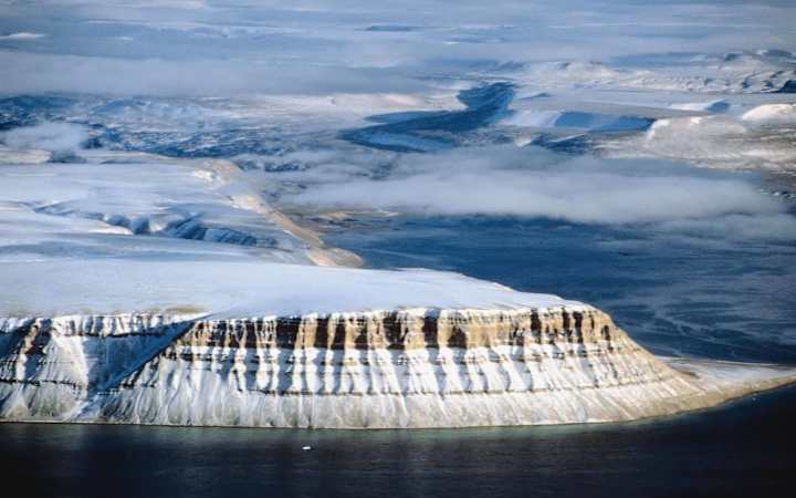 Cover image for Discover Canada’s Incredible Mars-Like Devon Island