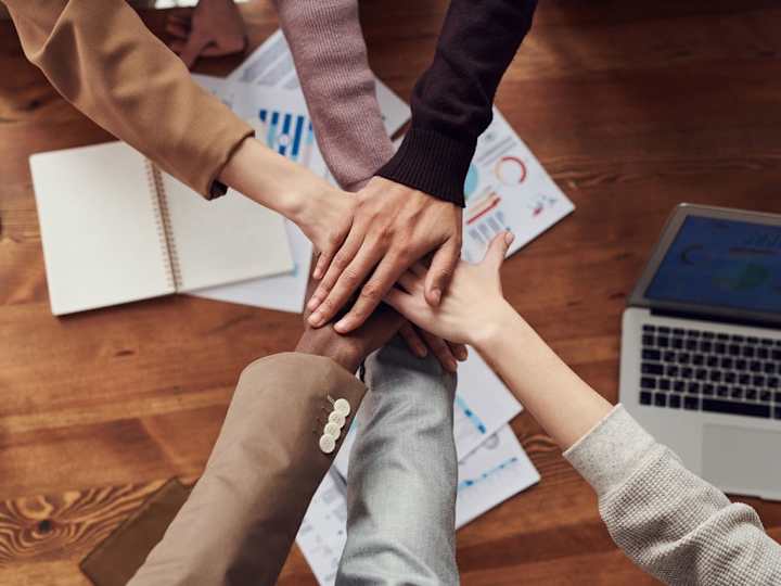 Cover image for Human Resources Consultants