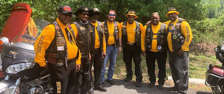 Cover image for Buffalo Soldiers ride into Rappahannock to promote history