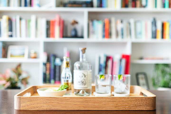 Cover image for Clutch Dinner Tray