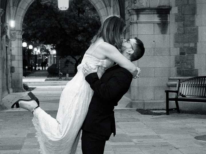 Cover image for Award-Winning Wedding Photography