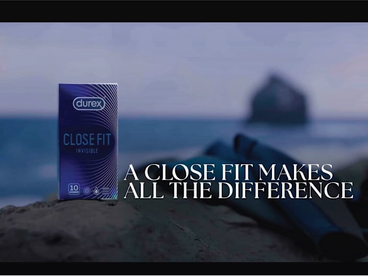 Cover image for Durex Close Fit Invisible