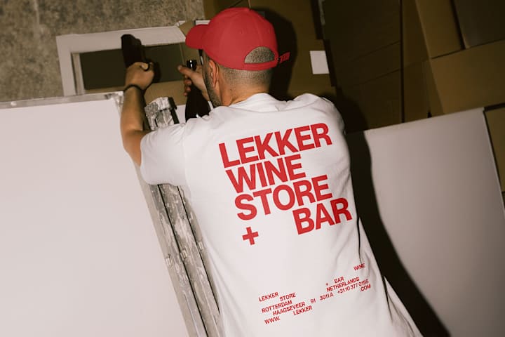 Cover image for Lekker