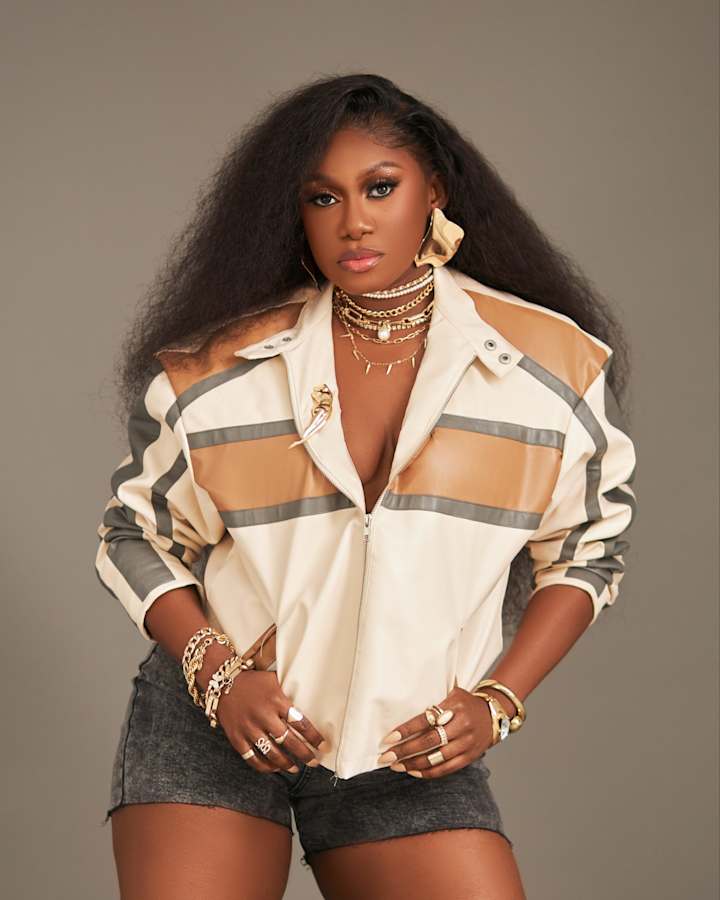 Cover image for Niniola Gives 14 Unforgettable Reasons To Press Play On Her New…