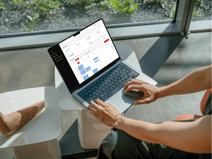 Cover image for B2B UX for Expert Users: Turning Complexity into Usability