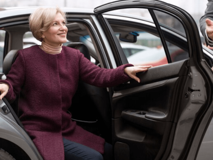 Cover image for Chauffeur Car Hire Melbourne