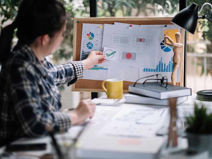 Cover image for Transforming Data into Insights through Innovative Design