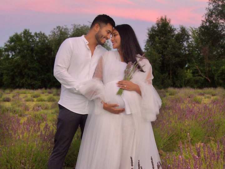 Cover image for Maternity Photoshoots can be dreamy