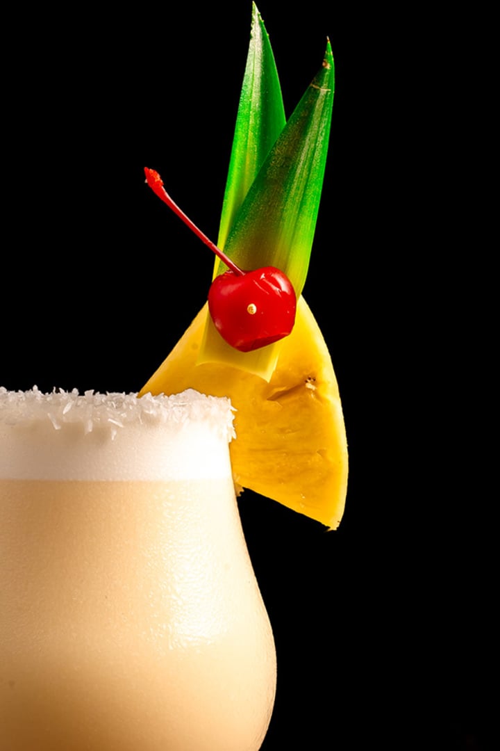 Cover image for HUMO (cocktails)