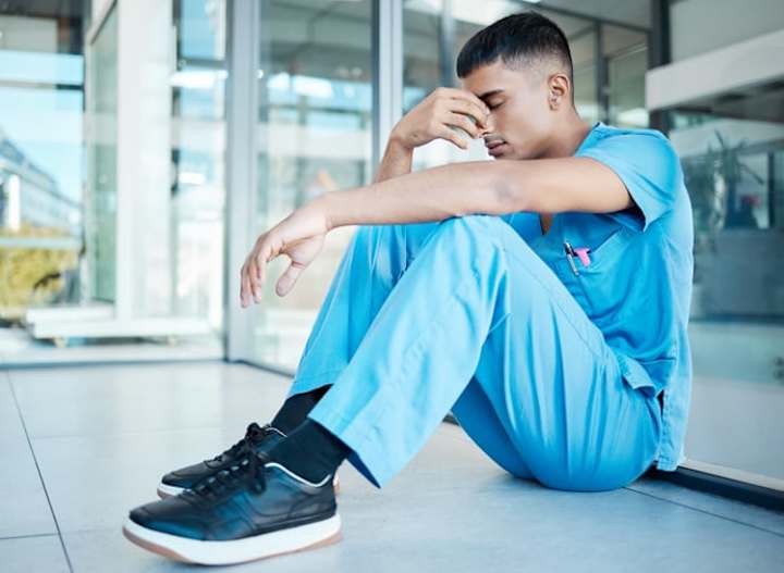 Cover image for How to Avoid Nursing Burnout