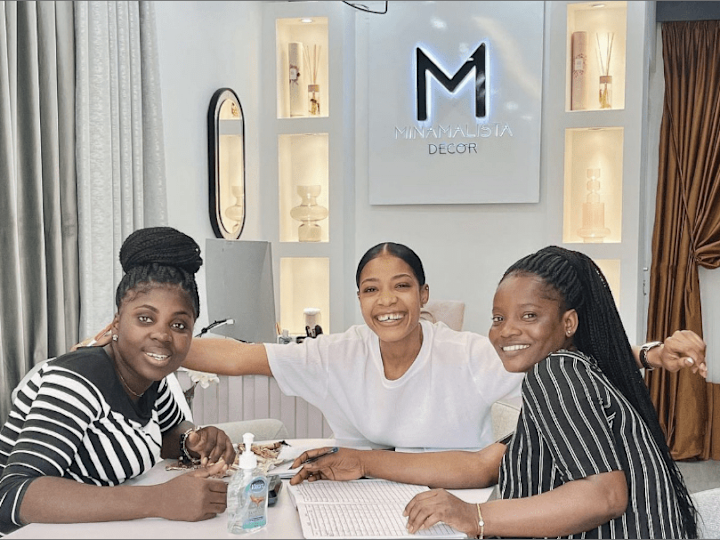 Cover image for Mina’s Business Coaching Experience.