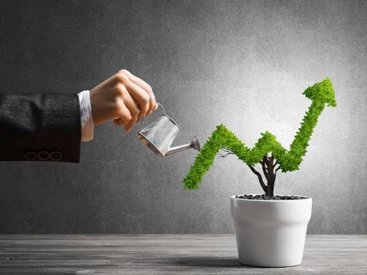 Cover image for StrategiGrow: Crafting Your Path to Success