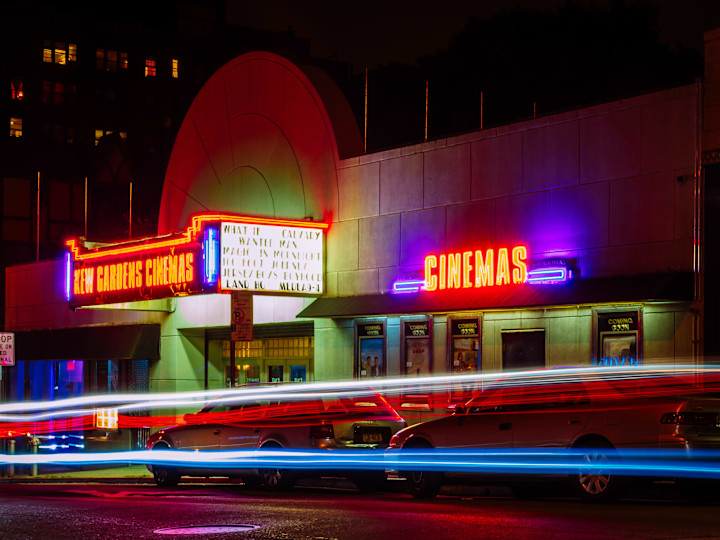 Cover image for Violence in Movies: Does it Promote Violence in Real Life?