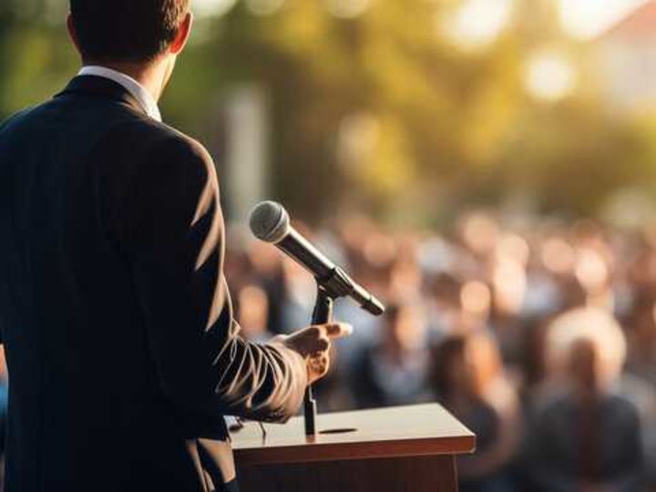 Cover image for Captivating Speech Writing