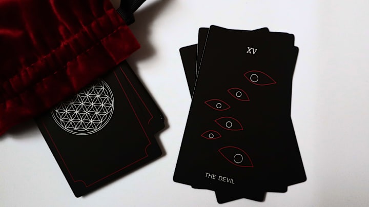 Cover image for MAJOR ARCANA