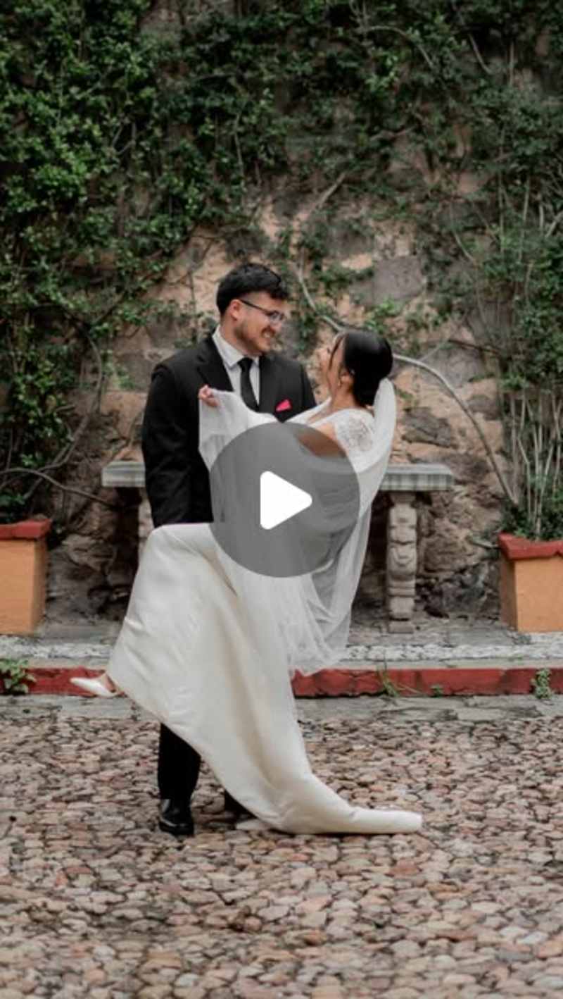 Cover image for Wedding Reel - Cris & Nacho