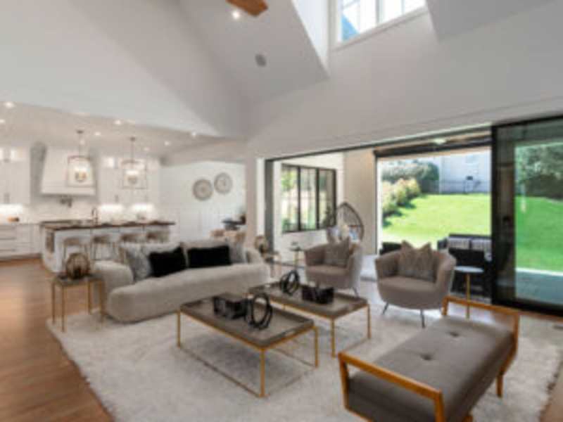 Cover image for Charlotte Home Staging Boosts Buyer Perception