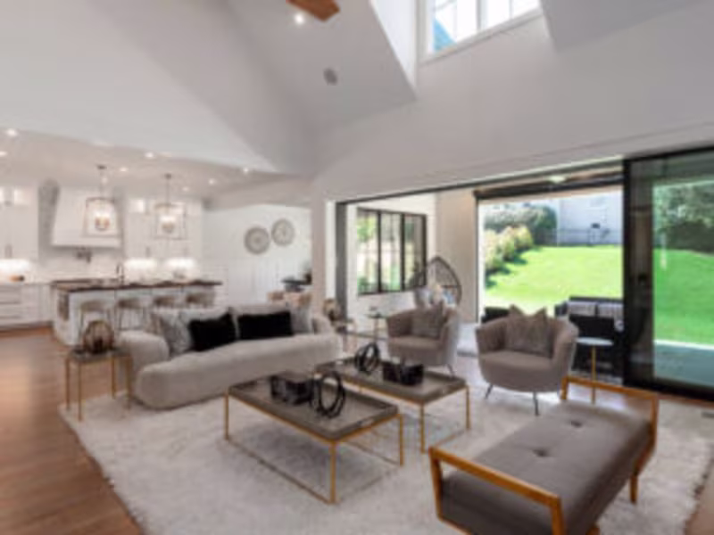 Cover image for Charlotte Home Staging Boosts Buyer Perception