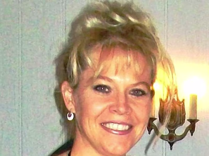 Cover image for Write UNIQUE copy that is fascinating, enticing, meets objective