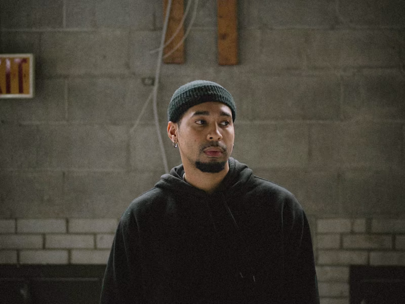 Cover image for Bilingual Viral Content Creator