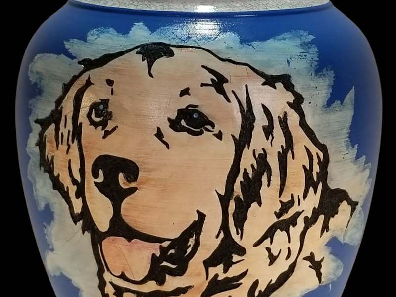 Cover image for Golden_Retriever_Pet_Urn