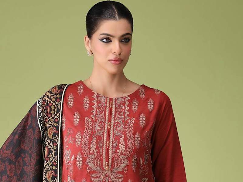 Cover image for Online Unstitched Women’s Clothing Store Pakistan