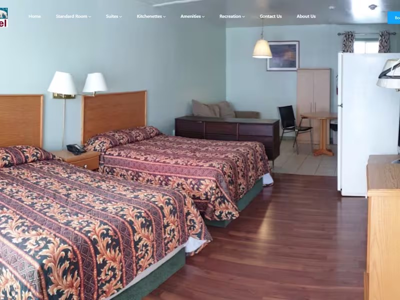 Cover image for Chimo Motel