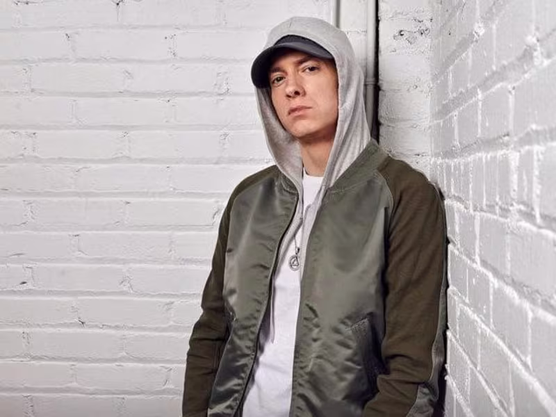 Cover image for A Highly Researched Script about "The Rise and Fall" of Eminem