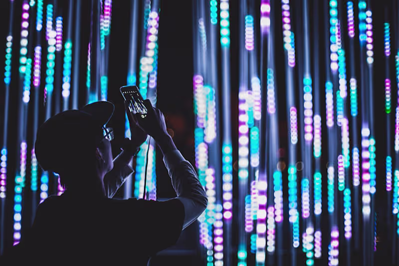 Cover image for How to Use Experiential Marketing to Connect with Your Audience?