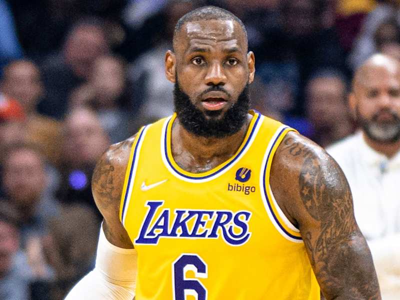 Cover image for Will the Lakers make the playoffs?