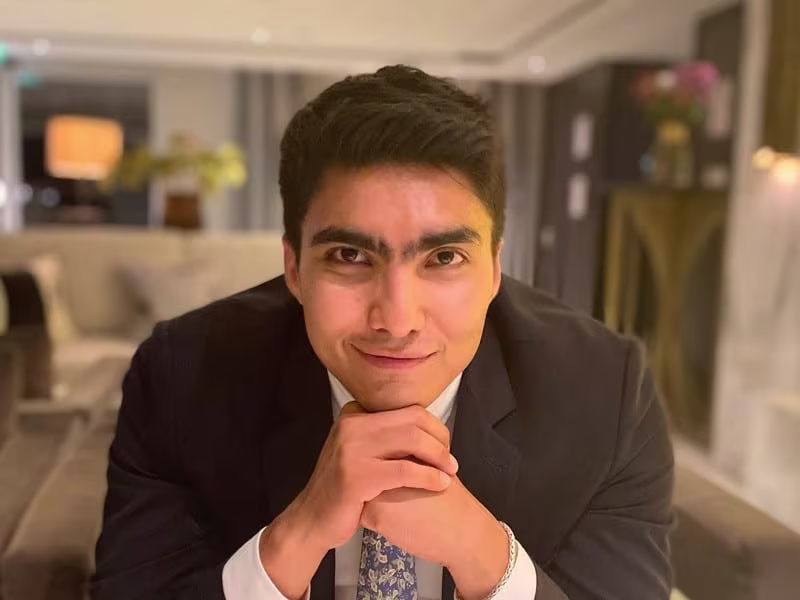 Cover image for Luxury Brand Management